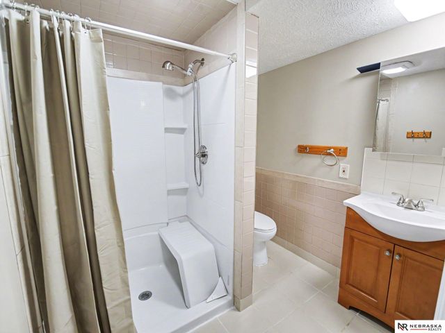 6613 S 139 Circle, Omaha, NE 68137