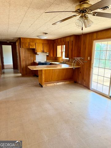 102 Lee Street, Centerville, GA 31028