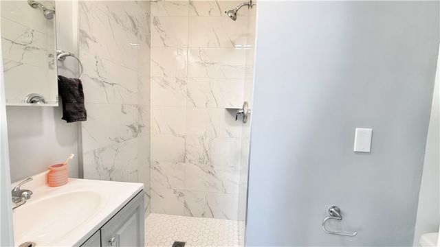 244 S Mathilda St, Friendship Park, PA 15224