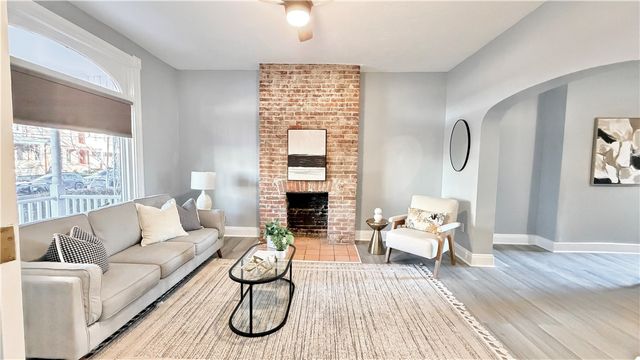 244 S Mathilda St, Friendship Park, PA 15224