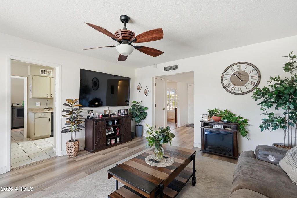 2441 S HONEYSUCKLE Circle, Mesa, AZ 85209 — photo 3