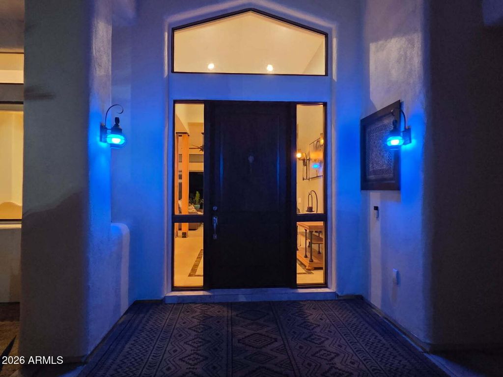 Image 12 of property listing at 14007 E BAJADA Drive, Scottsdale, AZ 85262