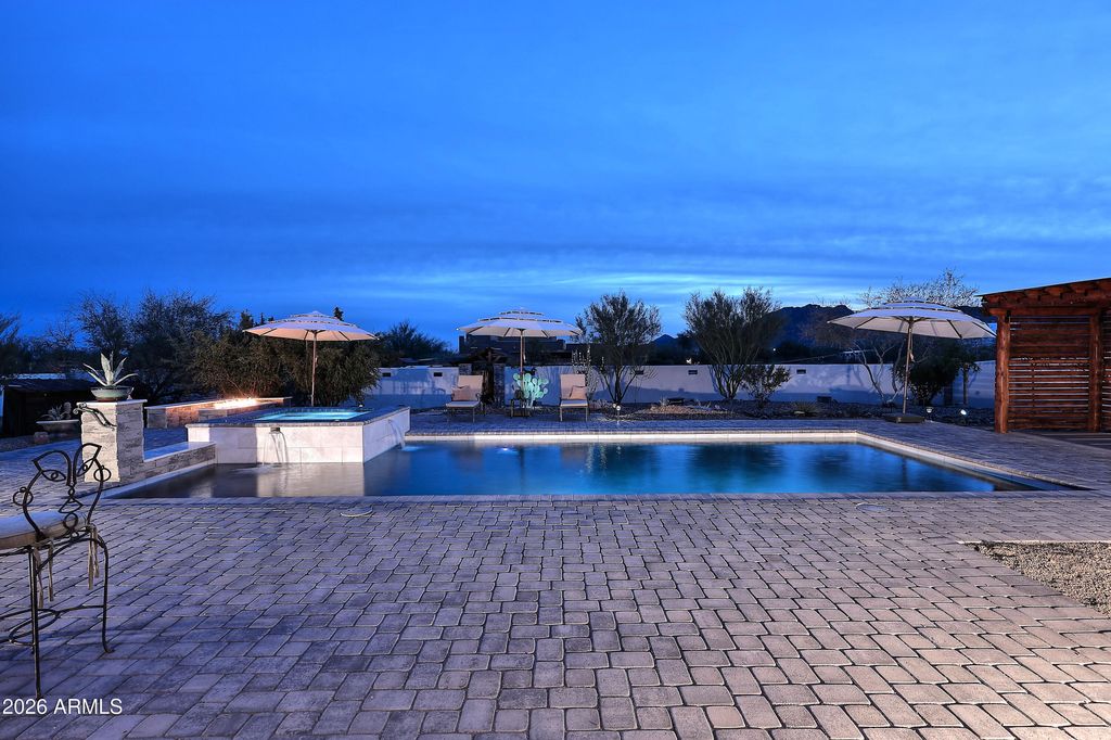 Image 25 of property listing at 14007 E BAJADA Drive, Scottsdale, AZ 85262