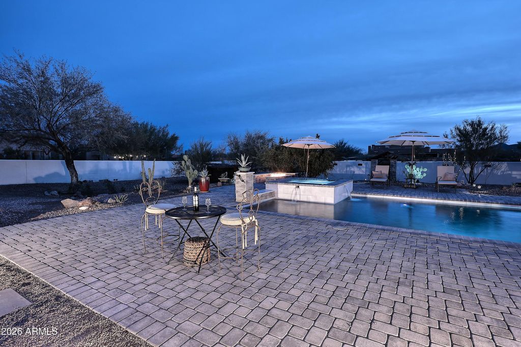 Image 26 of property listing at 14007 E BAJADA Drive, Scottsdale, AZ 85262