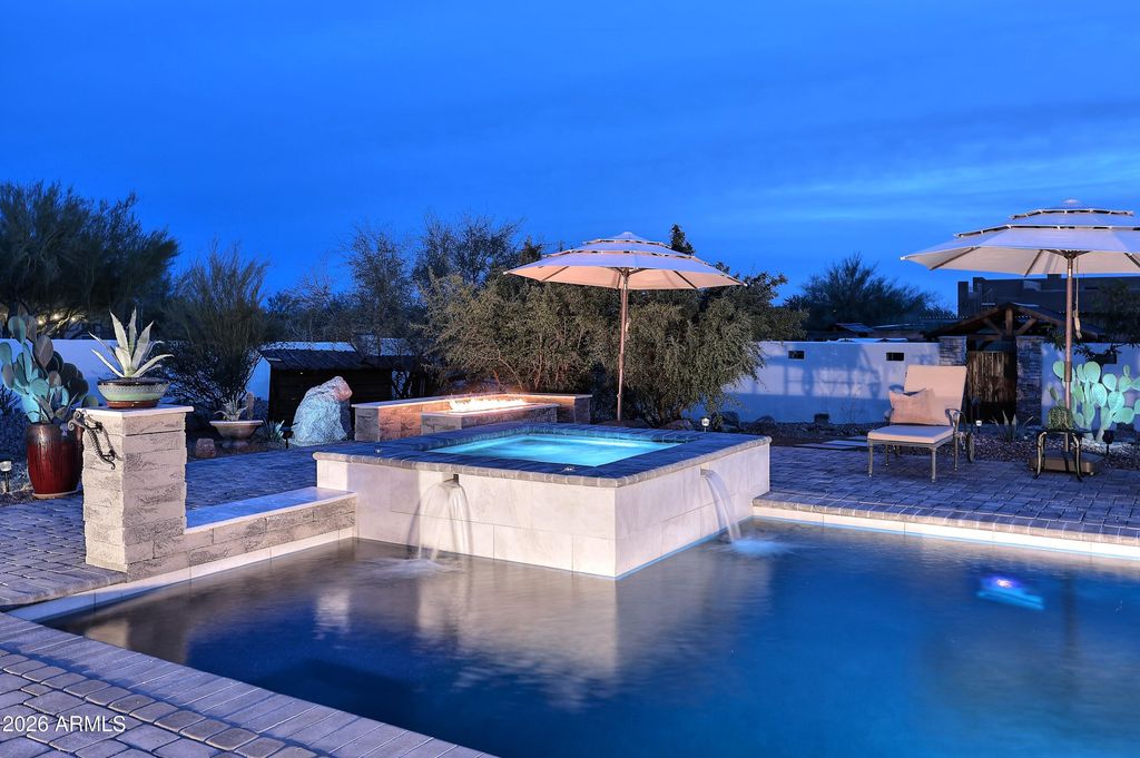 Image 29 of property listing at 14007 E BAJADA Drive, Scottsdale, AZ 85262