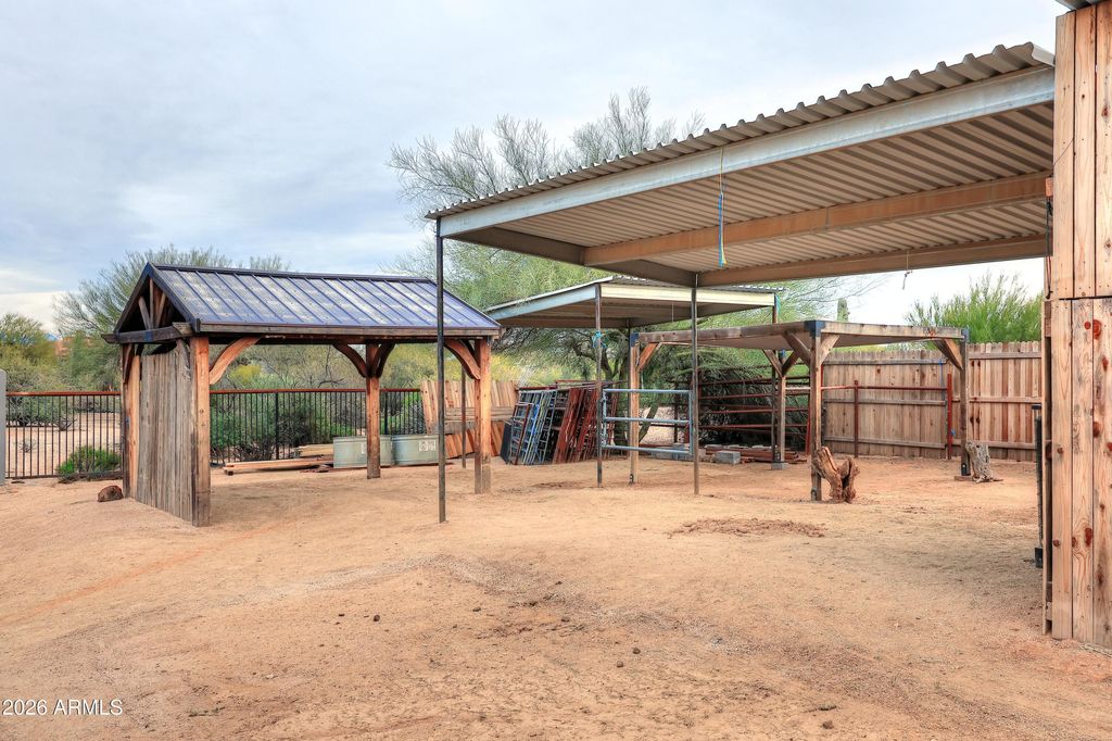 Image 36 of property listing at 14007 E BAJADA Drive, Scottsdale, AZ 85262