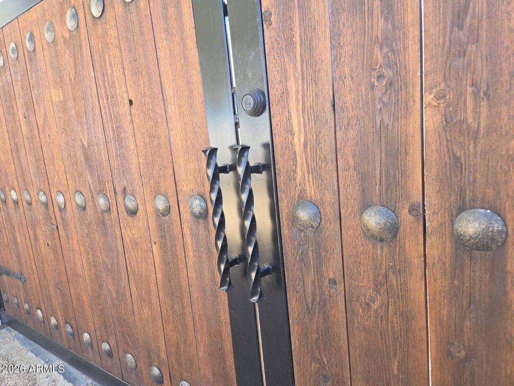 Image 96 of property listing at 14007 E BAJADA Drive, Scottsdale, AZ 85262