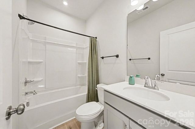 3132 Hutton Gardens Lane, Charlotte, NC 28269