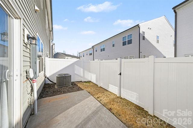 3132 Hutton Gardens Lane, Charlotte, NC 28269