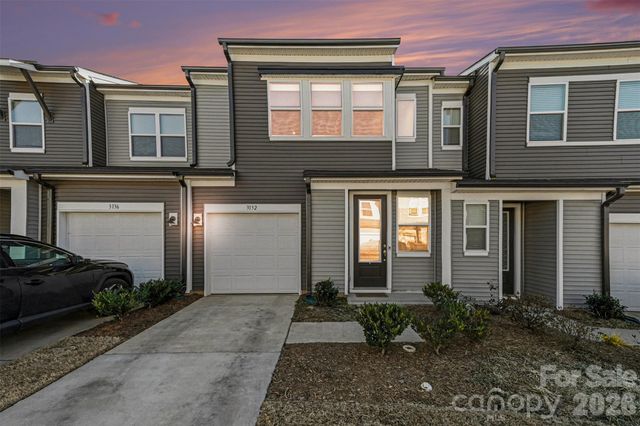 3132 Hutton Gardens Lane, Charlotte, NC 28269