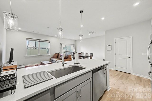 3132 Hutton Gardens Lane, Charlotte, NC 28269