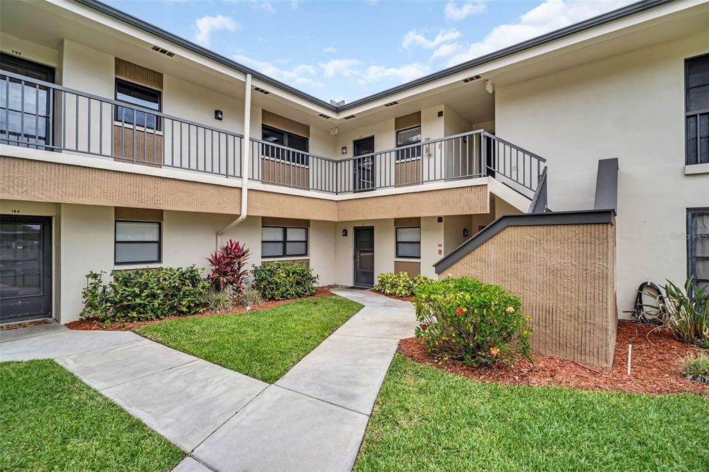 2700 NEBRASKA AVENUE 5-205, Palm Harbor, FL 34684