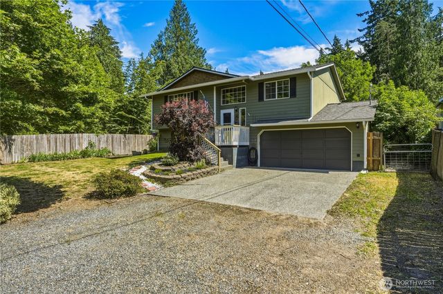 1486 Pilchuck Drive, Camano Island, WA 98282