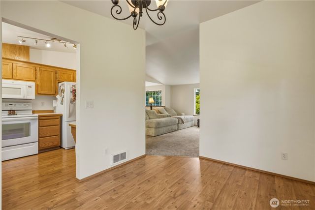 1486 Pilchuck Drive, Camano Island, WA 98282
