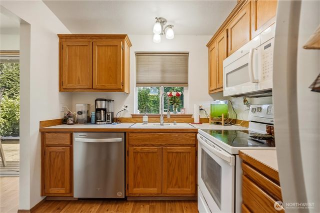 1486 Pilchuck Drive, Camano Island, WA 98282