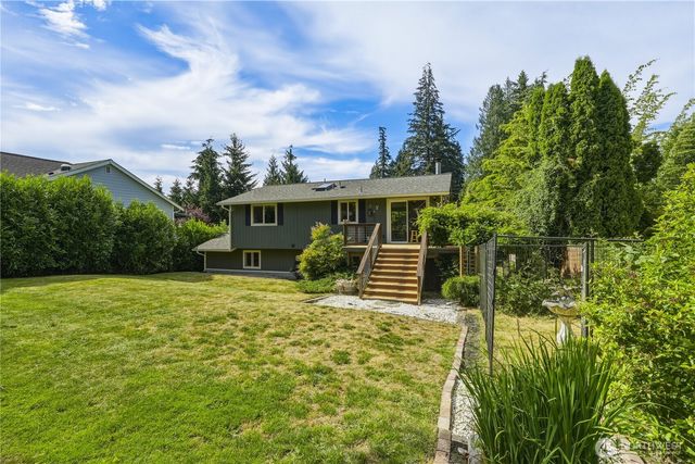 1486 Pilchuck Drive, Camano Island, WA 98282