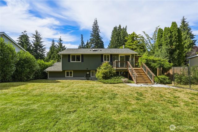 1486 Pilchuck Drive, Camano Island, WA 98282