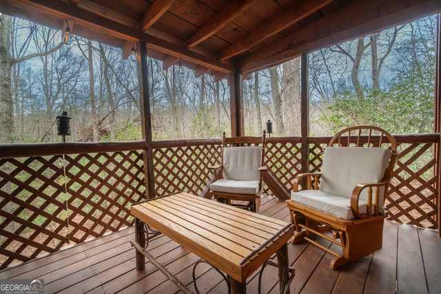 239 Pebble Lane, Cleveland, GA 30528
