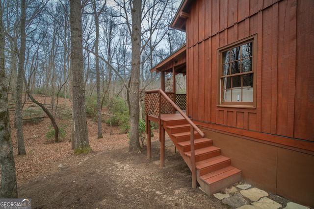 239 Pebble Lane, Cleveland, GA 30528