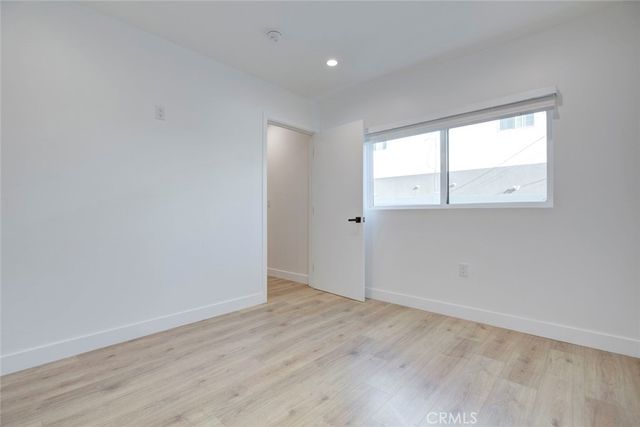 5650 Cartwright, North Hollywood, CA 91601