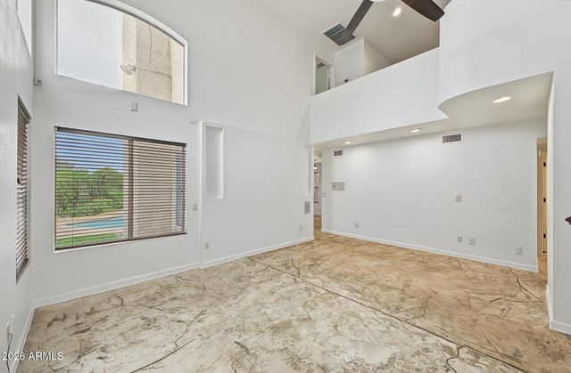 5003 W WIKIEUP Lane, Glendale, AZ 85308