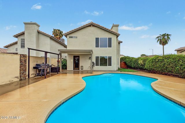 5003 W WIKIEUP Lane, Glendale, AZ 85308