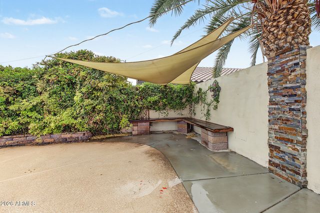 5003 W WIKIEUP Lane, Glendale, AZ 85308