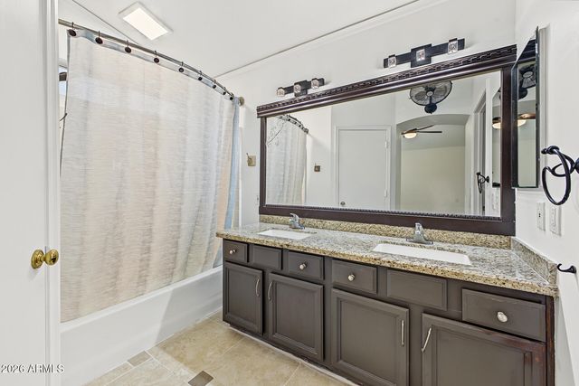 5003 W WIKIEUP Lane, Glendale, AZ 85308