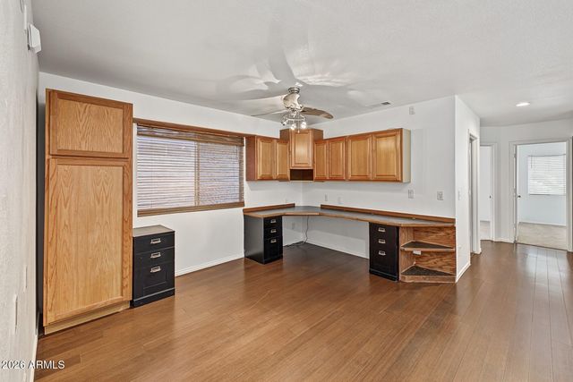 5003 W WIKIEUP Lane, Glendale, AZ 85308