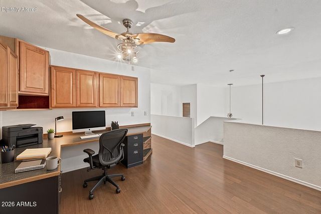 5003 W WIKIEUP Lane, Glendale, AZ 85308