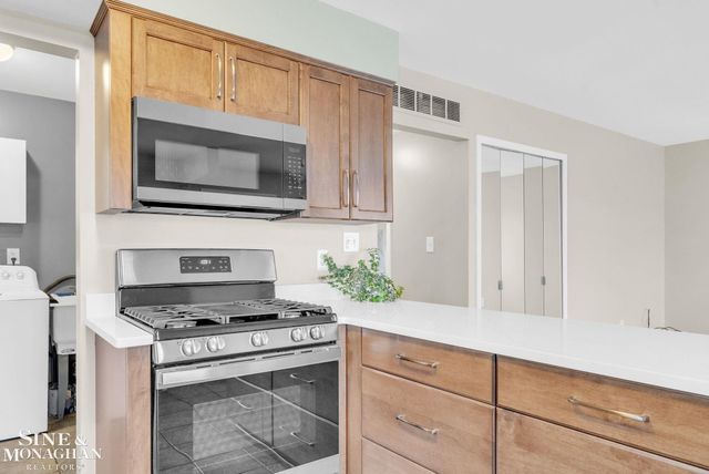 39476 Willmarth Street, Harrison Twp, MI 48045