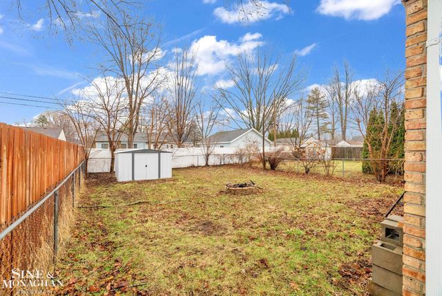 39476 Willmarth Street, Harrison Twp, MI 48045