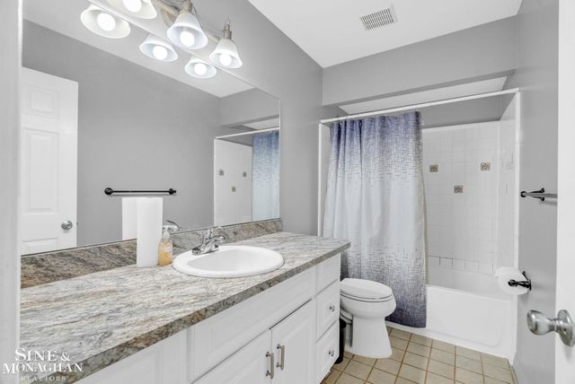 39476 Willmarth Street, Harrison Twp, MI 48045