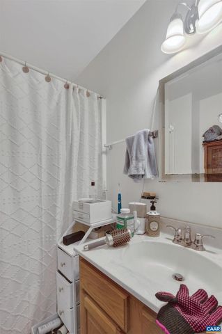 1619 PAYNES MILL RD, Troy, VA 22974