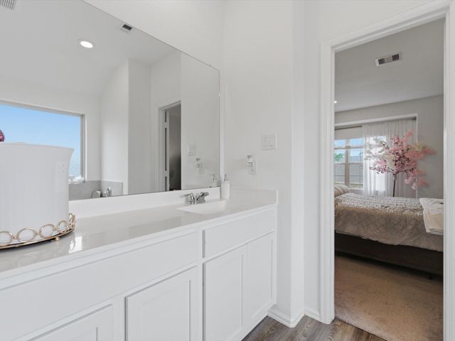 6215 Russett Elm Court, Houston, TX 77365
