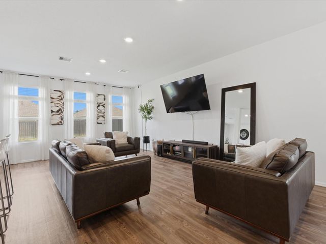 6215 Russett Elm Court, Houston, TX 77365