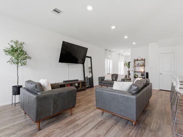 6215 Russett Elm Court, Houston, TX 77365