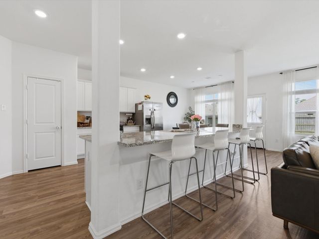 6215 Russett Elm Court, Houston, TX 77365