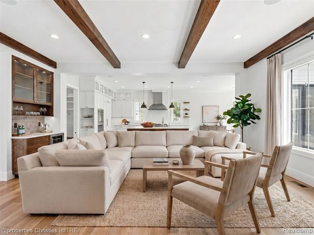 4375 Derry Road, Bloomfield Hills, MI 48302