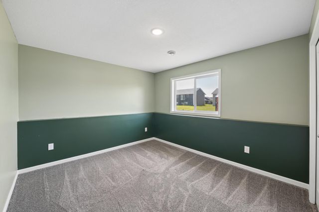425 Eagle Street NW, Isanti, MN 55040