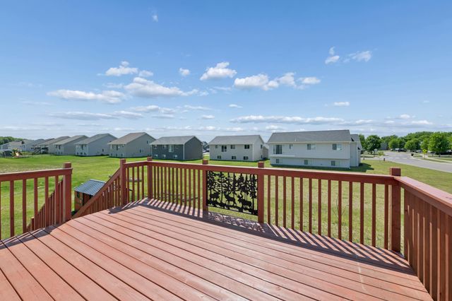 425 Eagle Street NW, Isanti, MN 55040