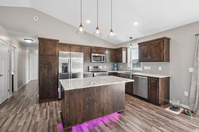 425 Eagle Street NW, Isanti, MN 55040