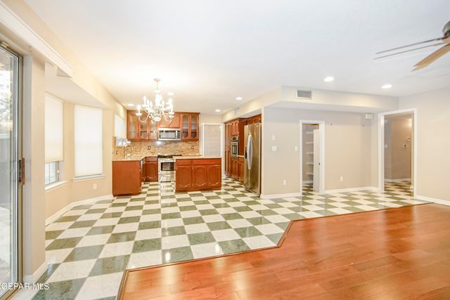 1109 NOBLE RIDGE Way, El Paso, TX 79912
