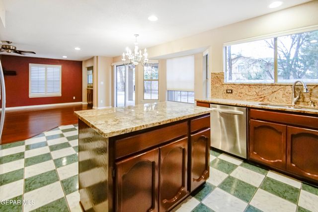 1109 NOBLE RIDGE Way, El Paso, TX 79912
