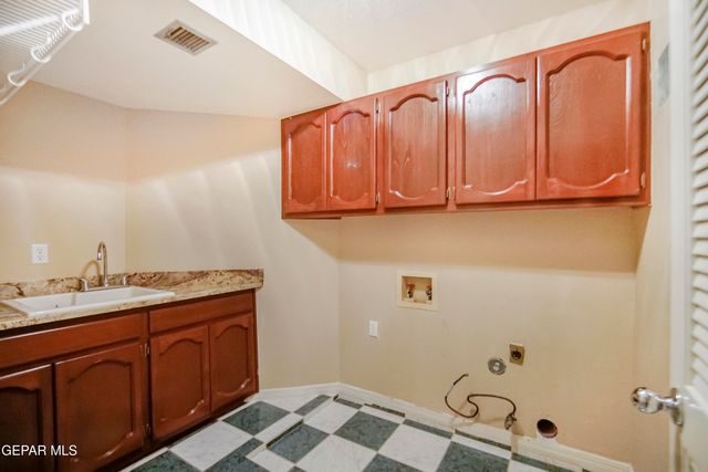 1109 NOBLE RIDGE Way, El Paso, TX 79912