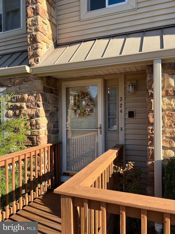 324 BRIGADE CT #324, Chesterbrook, PA 19087