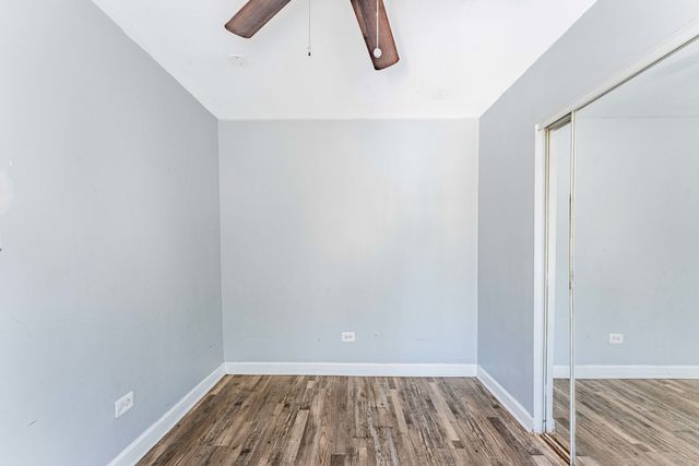 7549 S Saint Lawrence Avenue, Chicago, IL 60619