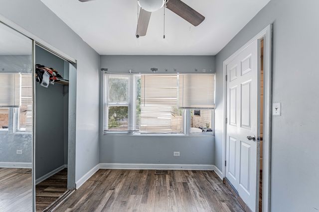 7549 S Saint Lawrence Avenue, Chicago, IL 60619