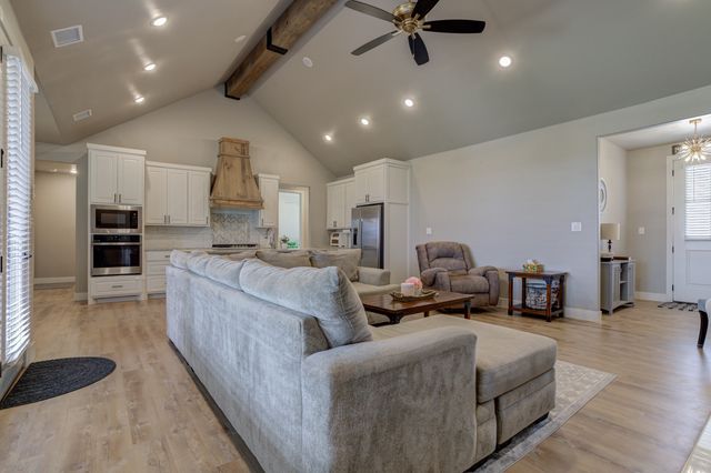 6952 101st Street, Lubbock, TX 79424