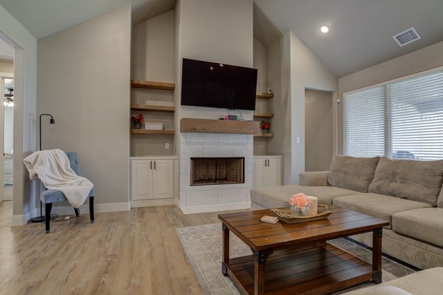 6952 101st Street, Lubbock, TX 79424